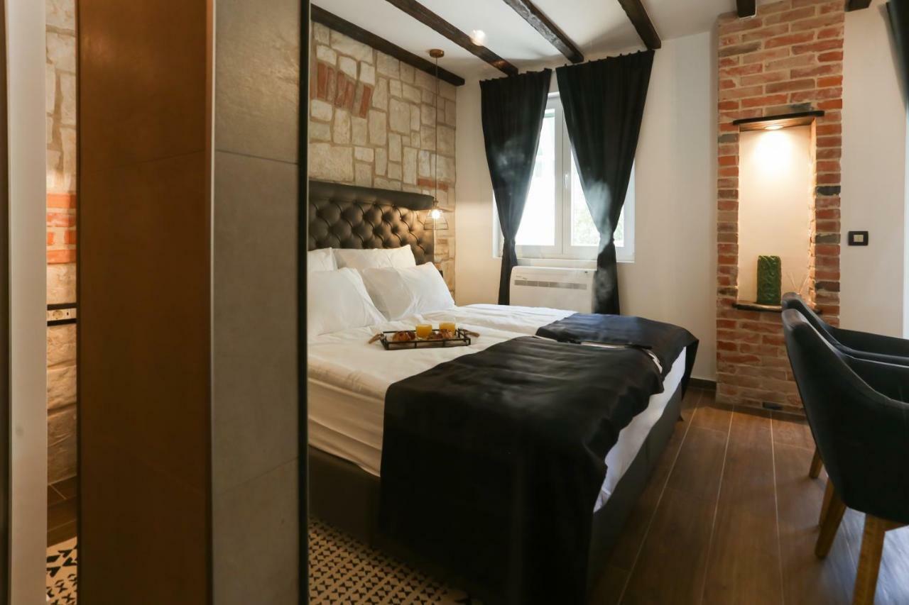 Luxury Rooms Dino スプリト エクステリア 写真