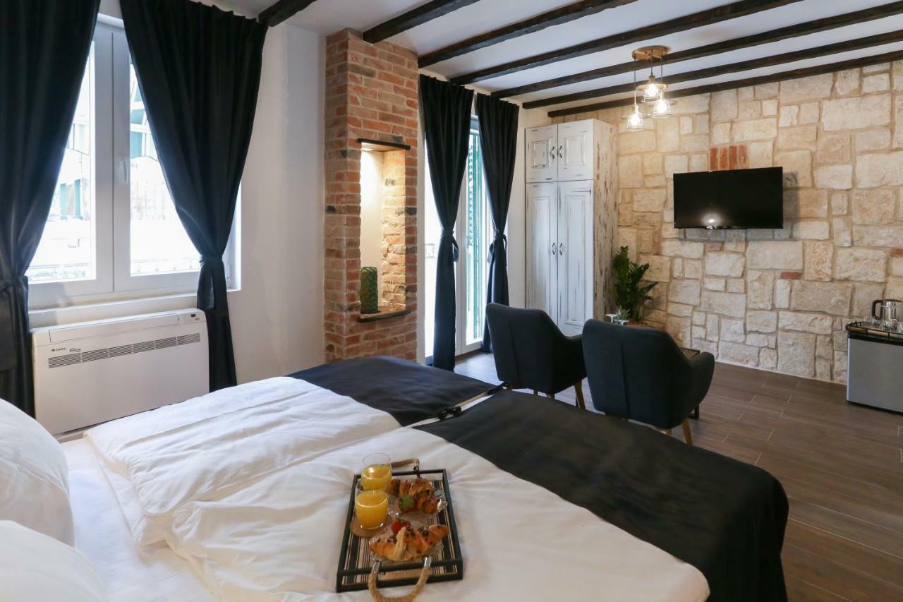 Luxury Rooms Dino スプリト エクステリア 写真