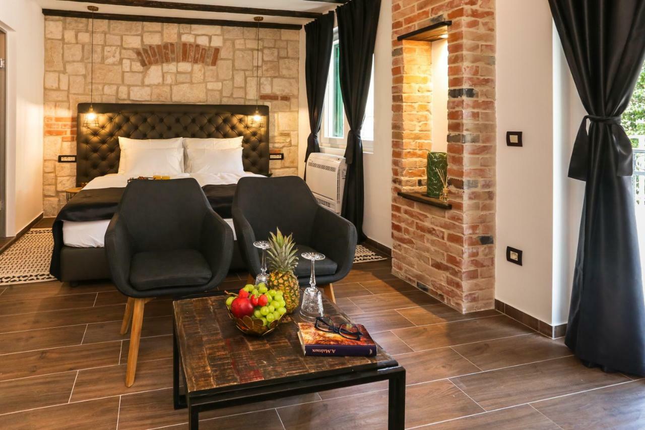 Luxury Rooms Dino スプリト エクステリア 写真
