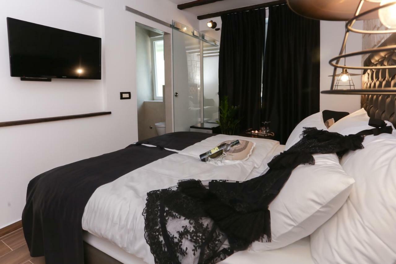 Luxury Rooms Dino スプリト エクステリア 写真